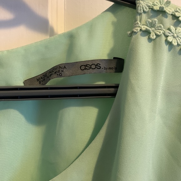 Cute ASOS Dress - Picture 3 of 6